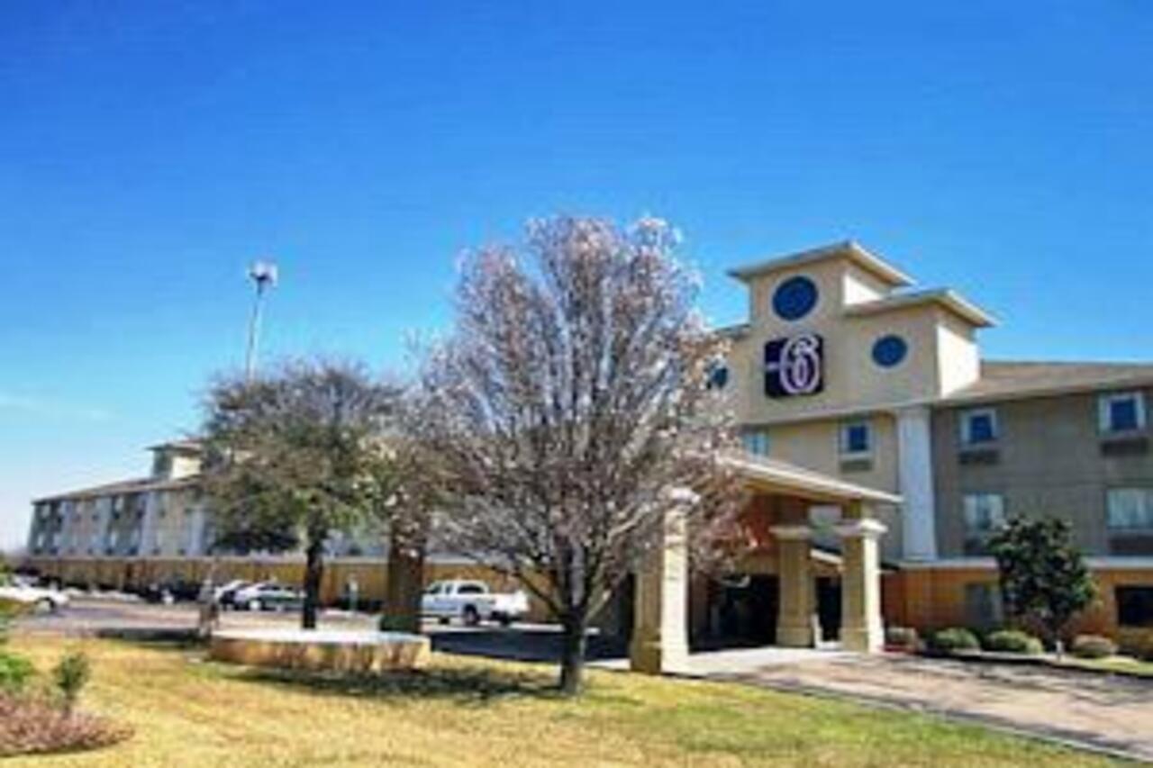 Super 8 By Wyndham Temple I-35 Hotel Kültér fotó