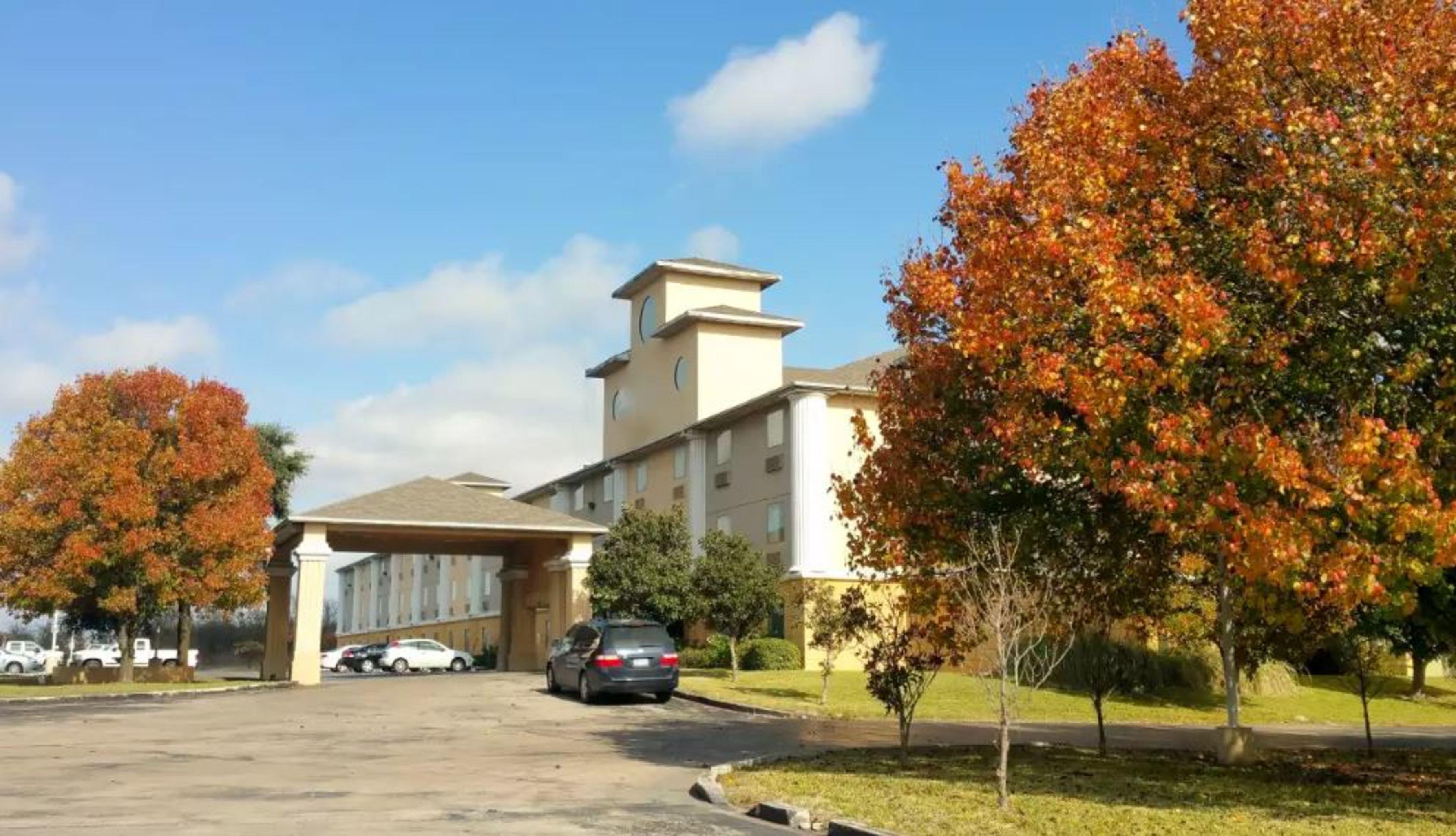Super 8 By Wyndham Temple I-35 Hotel Kültér fotó