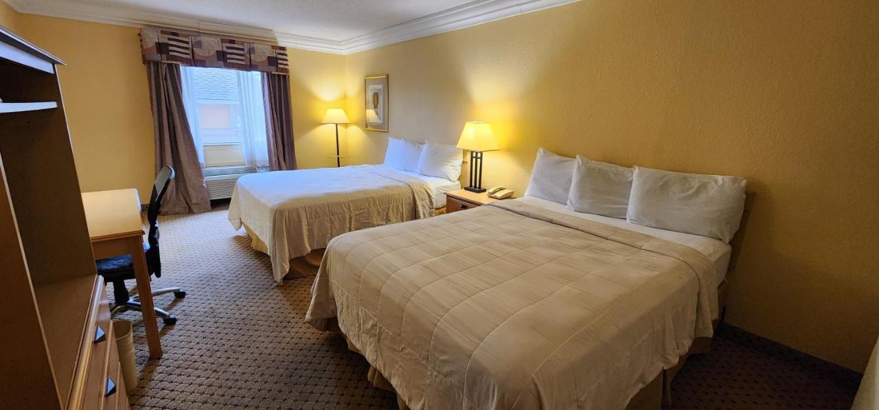 Super 8 By Wyndham Temple I-35 Hotel Kültér fotó